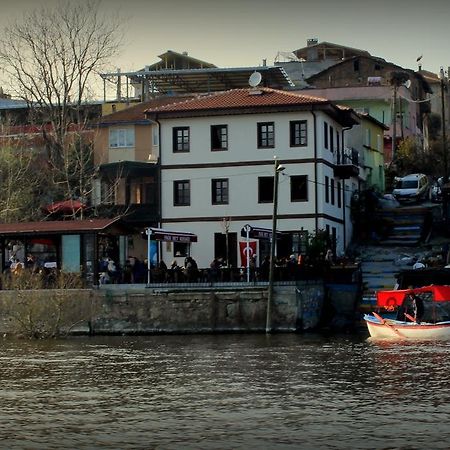 Faik Bey Konagi Bed & Breakfast Golyazi Dış mekan fotoğraf