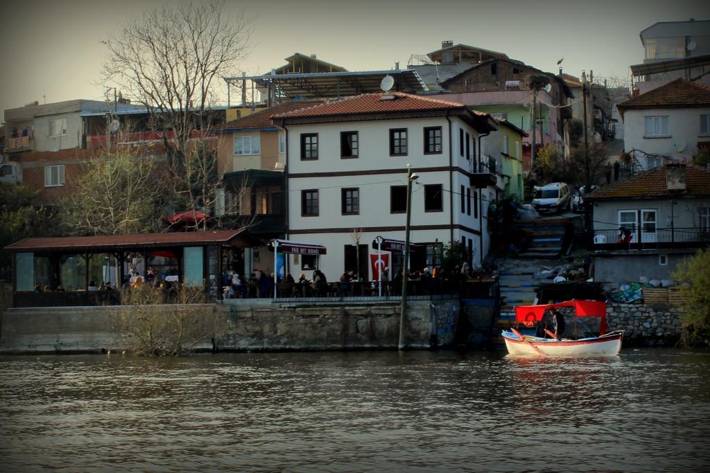Faik Bey Konagi Bed & Breakfast Golyazi Dış mekan fotoğraf